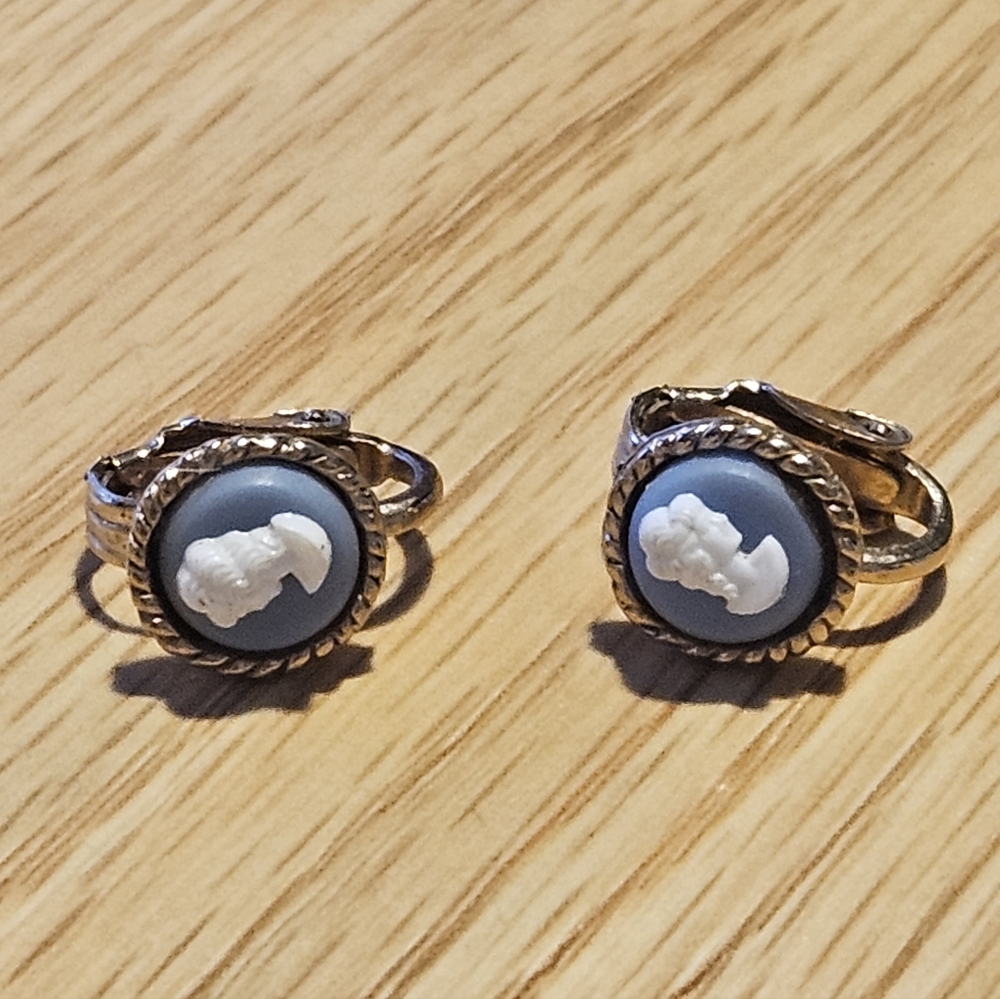 Tiny Blue & White Cameo Clip On Earrings - 0.25 Inch